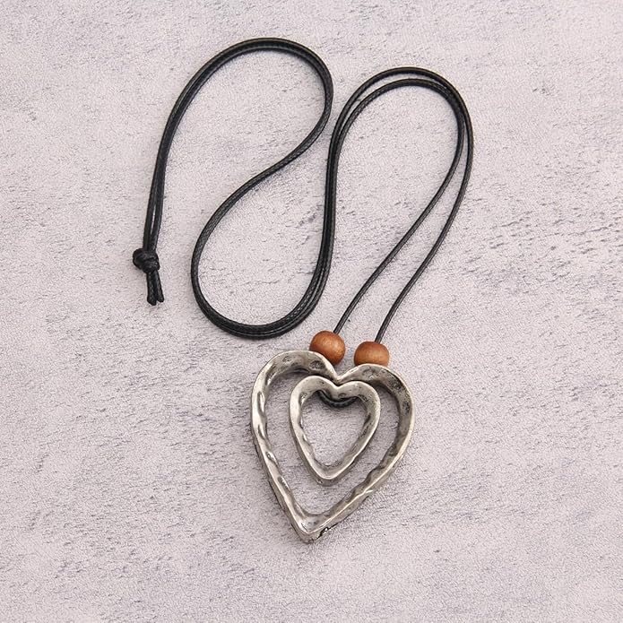 Leather Necklace for Women Boho Choker Necklace Long Cord Leather Pendant Bohemian Neckalce Vintage Alloy Pendant Leather Rope Necklace Wooden Necklaces for Women