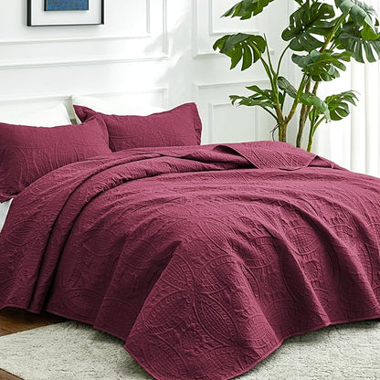 Love's cabin Quilts for Queen Bed Burgundy Bedspreads Bedding Set - Lightweight Bedspread Comforter - Coin Pattern Bedding Coverlet for All Season - 3 Pieces (1 Quilt, 2 Pillow Shams)