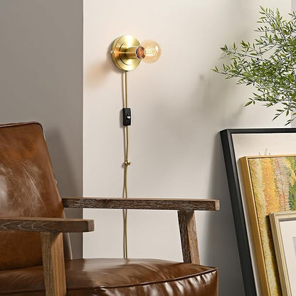 BRIGHTTIA Luna 1-Light Plug-in Wall Sconce - Mid Century Modern Minimalist Bedroom Home Office Lighting - Portable Wall Lamp for Apartments & Small Spaces with No J-Box - Brushed Gold (BW0026-1GP)