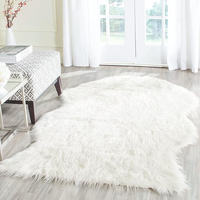 SAFAVIEH Faux Sheep Skin Collection 6' x 9' Ivory FSS117A Silken Glam 2.35-inch Thick Area Rug