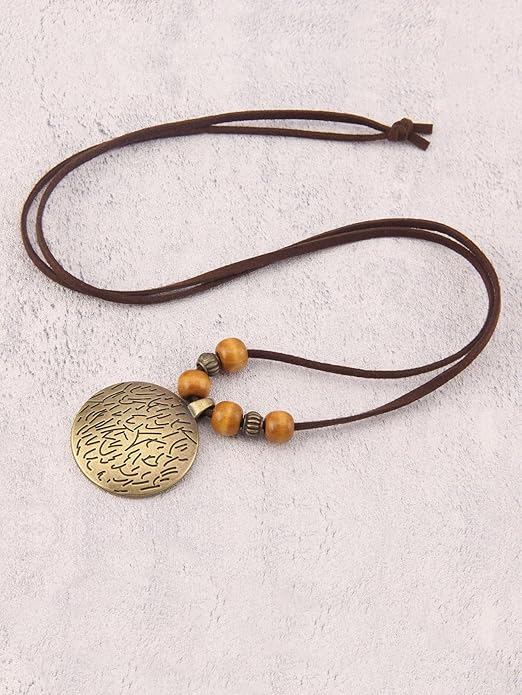 Leather Necklace for Women Boho Choker Necklace Long Cord Leather Pendant Bohemian Neckalce Vintage Alloy Pendant Leather Rope Necklace Wooden Necklaces for Women