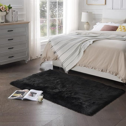 SERISSA Soft Fluffy Rug Coal Black Faux Sheepskin Fur Rug Shaggy Area Rug for Bedroom Floor Living Room 3x5 Feet