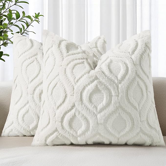 decorUhome Spring Throw Pillow Covers 18x18 Inch Set of 2, Soft Plush Faux Wool Cream Beige Solid Couch Pillow Covers, Accent Farmhouse Neutral Square Pillow Cases for Sofa Bed Living Room