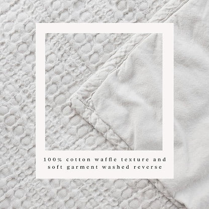 Great Bay Home King Size Light Grey 100% Cotton Honeycomb Waffle Quilt and Sham Set - Garment Washed, Waffle Weave Like Texture, Lightweight 3-Piece Bedding Set
