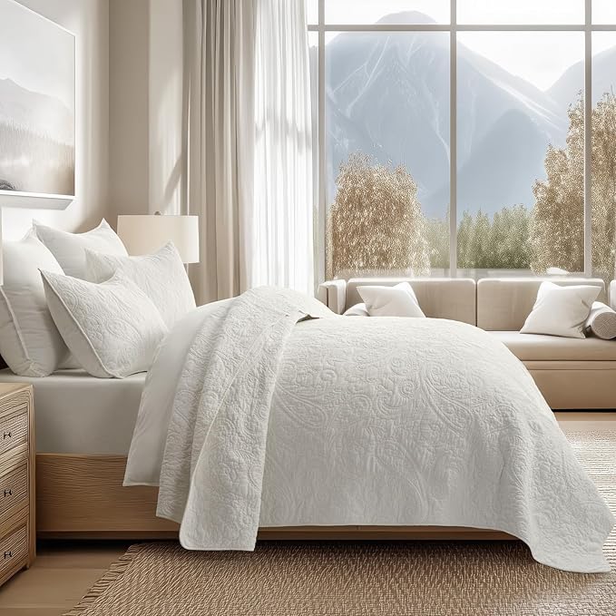EVERGRACE 100% Cotton Paisley Quilt Set, King Size 3 Piece Set – Prewashed Lightweight Bedspread with 2 Shams, Soft & Breathable Matelasse Coverlet for All-Season Comfort, Bright White