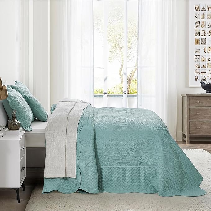 HZ & HY Oversized King Bedspread, Ultrasonic Coverlet Bedding Set, Lightweight Thin Comforter, Reversible, 5 Piece, 100% Microfiber, Seaglass