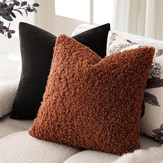 Foindtower 2 Pieces 22x22 Inch Hazel Brown,Faux Fur Throw Pillow Cover Accent Sherpa Furry Pillow Covers Fuzzy Soft Pillowcases Cozy Sheepskin Decorative Fleece Cushion Case for Bed Couch Living Room