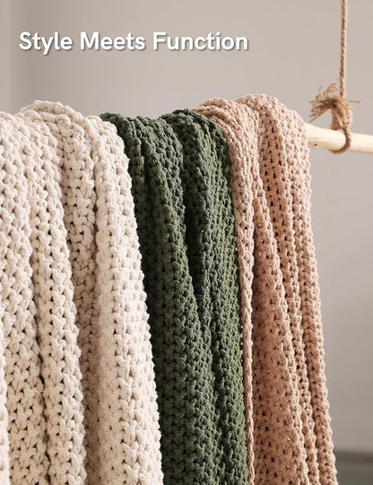 YnM Chunky Cotton Knit Throw Blanket, Cable Knit Throws for Bed Couch Sofa, Comfy & Relaxing, Decorative Piece for Farmhouse Modern Boho Rustic Scandinavian Chic Vibe, Pine Green 80x87 Inches