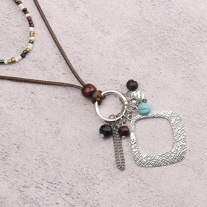 Leather Necklace for Women Boho Choker Necklace Long Cord Leather Pendant Bohemian Neckalce Vintage Alloy Pendant Leather Rope Necklace Wooden Necklaces for Women