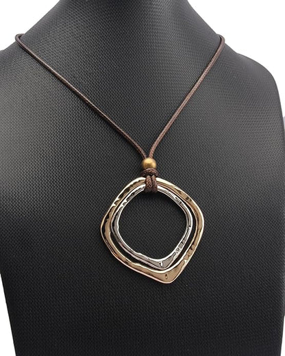 Leather Necklace for Women Boho Choker Necklace Long Cord Leather Pendant Bohemian Neckalce Vintage Alloy Pendant Leather Rope Necklace Wooden Necklaces for Women