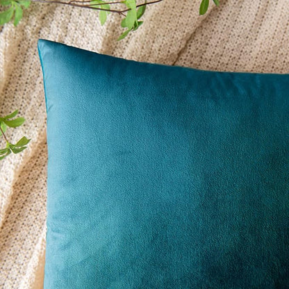 EMEMA Pack of 2 Velvet Throw Pillow Covers Decorative Square Pillowcase Soft Solid Cushion Case for Sofa Bedroom Chair Car 18x18 Inch Teal
