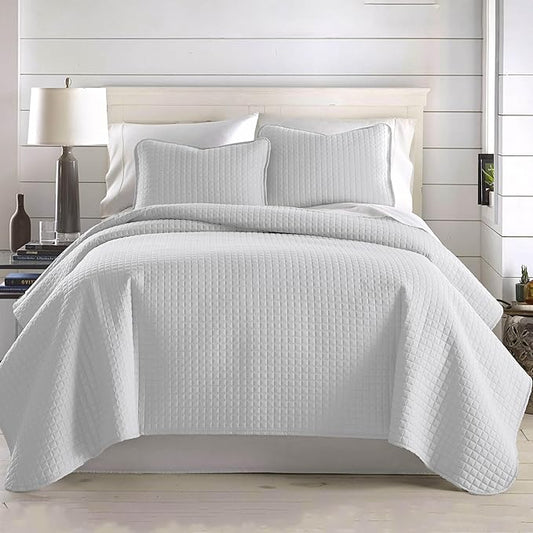 Southshore Fine Living, Inc. Twin XL Comforter Quilt Bedding Set, Dorm Room Bedding Essentials, Stain Resistant, Machine Washable Bedspread, XL/Twin Grey Quilt Bed Spread with Pillow Sham, Light Grey