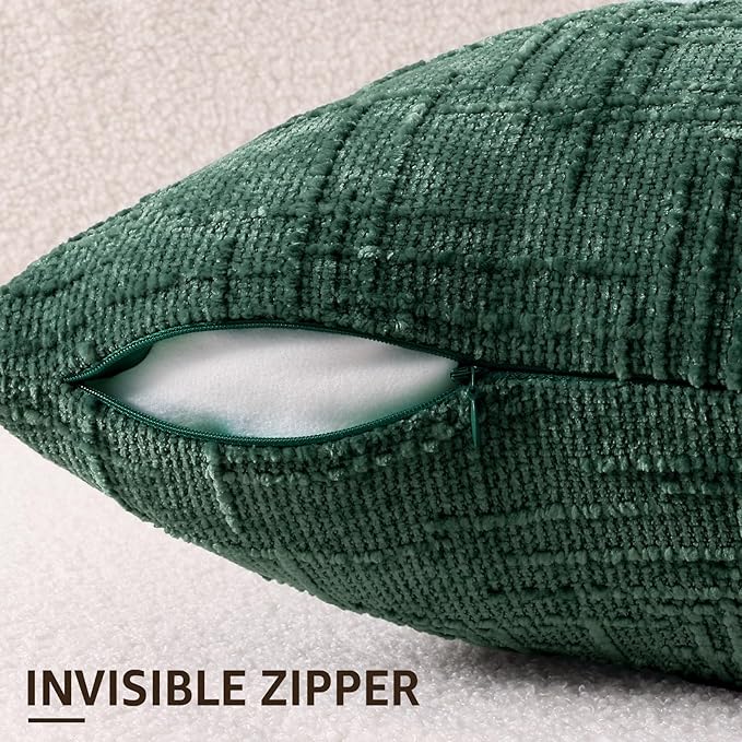 decorUhome Christmas Green Chenille Throw Pillow Covers 20x20 Set of 2 Thick Textured Slubby Couch Pillow Covers Farmhouse Accent Modern Neutral Decorative Pillow Cases for Bed Sofa Living Room