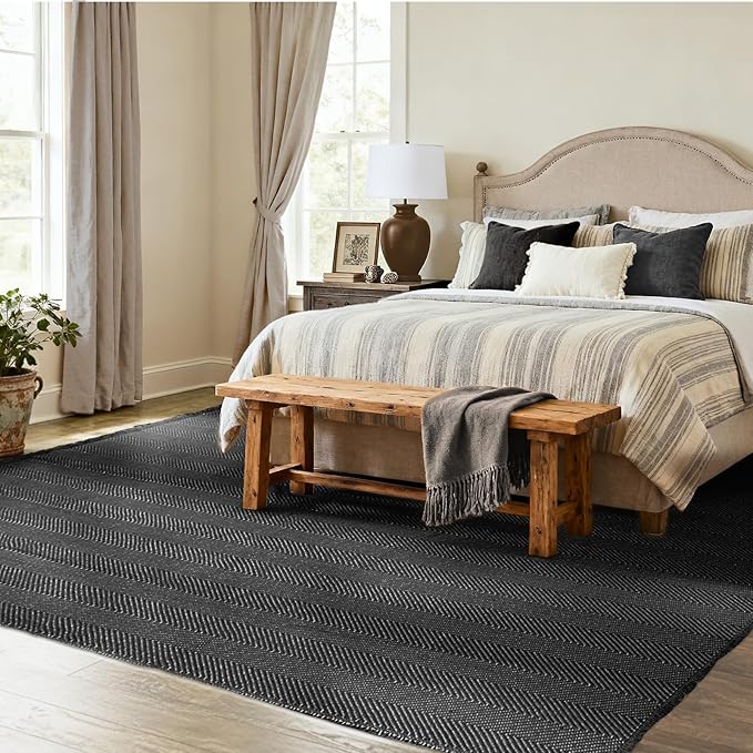 BESTSWEETIE 2x3 Washable Rug Hand-Woven Low Pile Soft Modern Farmhouse Bohemian Decor Reversible Braided Rugs with Tassels Throw Carpet for Living Room Bedroom Entryway Bathroom, Black White