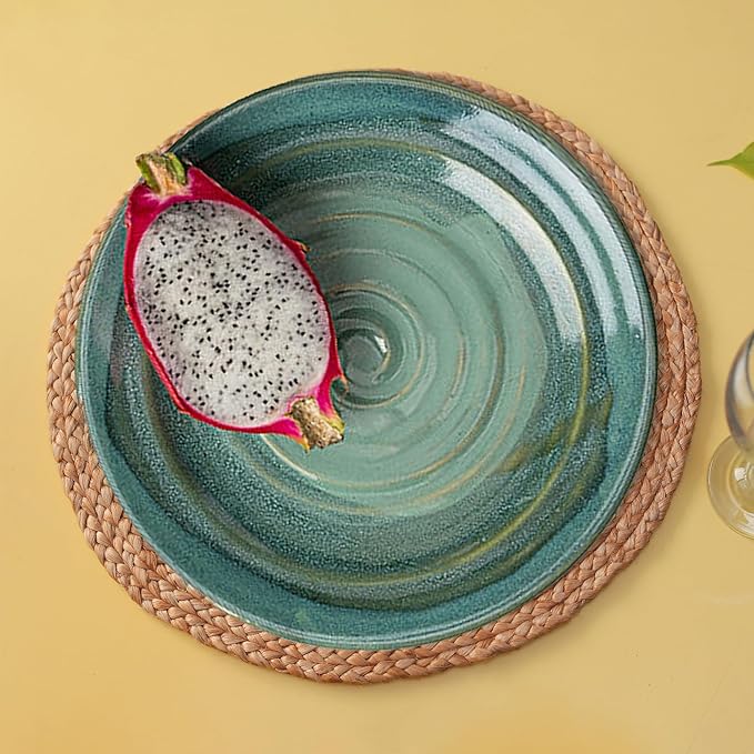 Eco Crave Jute Round Woven Placemats Set of 4, Natural 13 Inch Boho Farmhouse Rustic Hand Woven Place mat for Dining Table Decor, Wicker Chargers Heat Resistant Easy to Clean and Non-Slip Placemat
