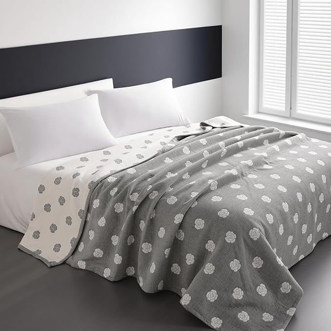 NTBAY 3 Layers Cotton Muslin 106x92 King Bed Blanket, Super Soft Breathable Thermal Yarn Dyed Quilt for Adults, Perfect Lightweight Blanket for Couch Sofa Bed All Seasons, Grey Rose