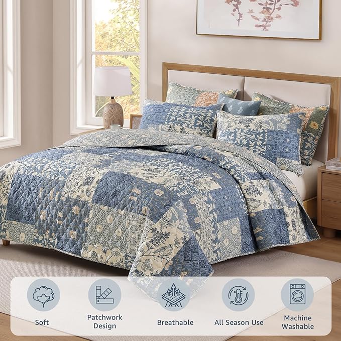 CASAAGUSTO Queen Quilt Set - 3 Pieces Patchwork Blue Quilt Bedding Set, Lightweight Queen Bedspread Coverlet, Reversible Floral Bed Cover for All Seasons (90"x94", 1 Quilt + 2 Pillow Shams)