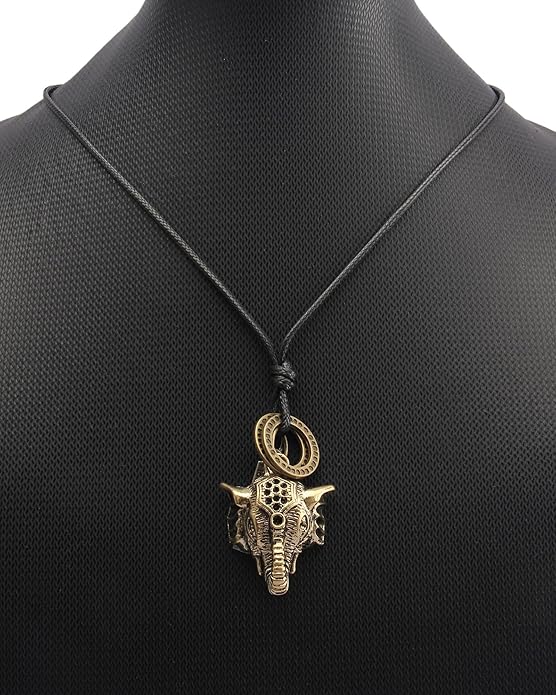 Leather Necklace for Women Boho Choker Necklace Long Cord Leather Pendant Bohemian Neckalce Vintage Alloy Pendant Leather Rope Necklace Wooden Necklaces for Women