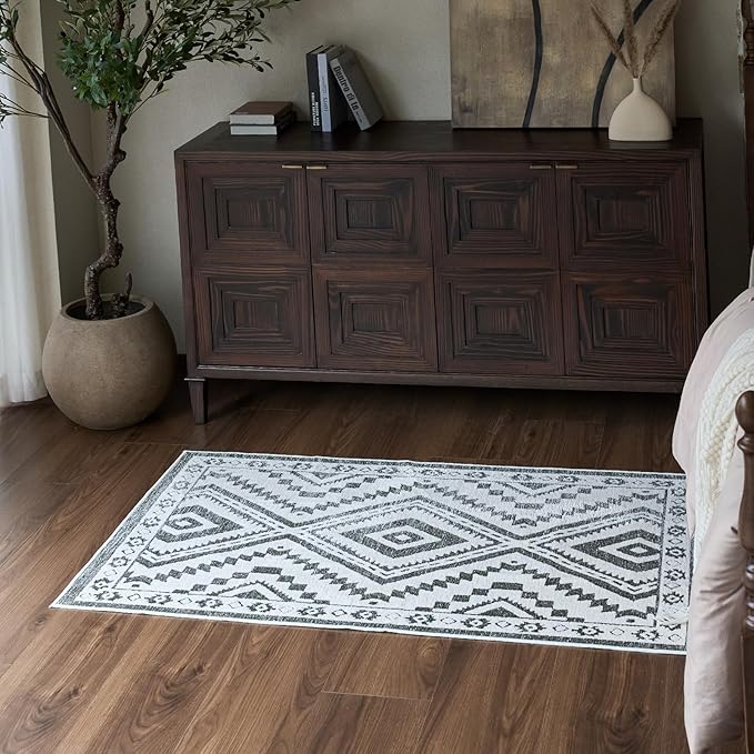 Moroccan Washable Area Rug 3x5, Geometric Tribal Decorative Woven Rug, Non-Slip Boho Farmhouse Soft Low-Pile Area Rug for Living Room Bedroom Dining Table, Olive Green/White