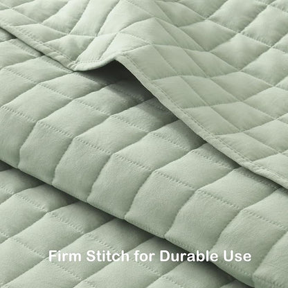 HORIMOTE HOME Asakusa Green Ruffled Quilt Set King Size, Geometric Square Stitched Pattern, Pre-Washed Farmhouse Shabby Chic Microfiber Lightweight Bedding Set Bedspread Coverlet for All Season