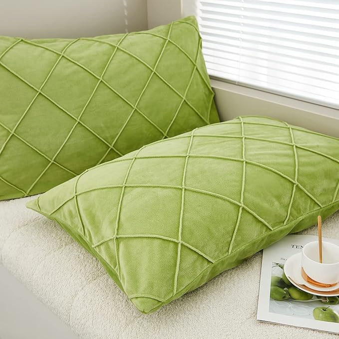 JAUXIO Diamond Pinch Pleated Crystal Velvet Pillowcases 2 Pack Solid Pintuck Throw Cushion Cover for Home Decor Hidden Zipper Closure (Apple Green, King)