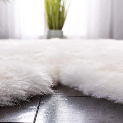 SAFAVIEH Sheep Skin Collection Area Rug - 5'5" x 7'7", White, Handmade Rustic Glam Genuine Pelt, 3.4-inch Thick Ideal for High Traffic Areas in Living Room, Bedroom (SHS121A)