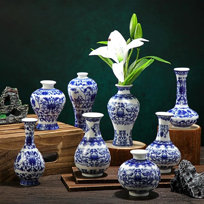 Dandat 8 Pcs Mini Chinoiserie Bud Vases Ceramic Blue and White Floral Chinese Porcelain Vase Set for Shelf Table Centerpieces Home Decor(Fresh)