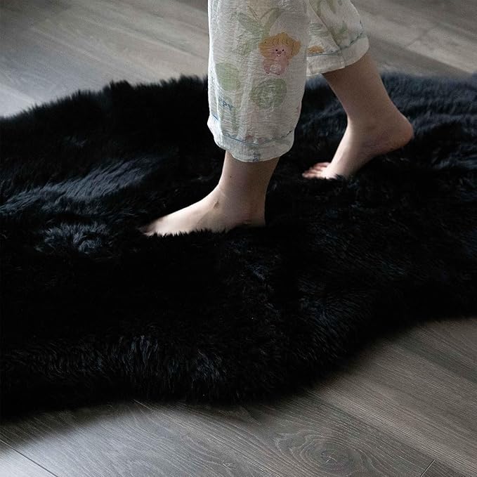 Genuine Sheepskin Rug New Zealand Fluffy Lambskin Rug, Natural Luxury Sheepskin Throw for Bedroom Living Room Children's Room - Premium Area Rug Chair Cover (2×6 Feet, Black)