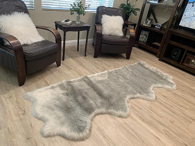LAMBZY Faux Sheepskin Super Soft Hypoallergenic Silky Shag Rug for Living Room, Kids Room, Sofa (Quarto 4 Pelts Side by Side 3'x8', Grey)