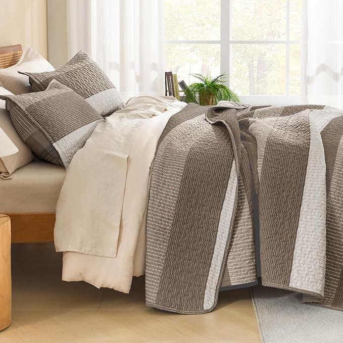 Litanika Quilt Queen Size Hazel, Stripe Patchwork Summer Bedspread Coverlet 3 Pieces, Soft Lightweight Microfiber Quilted Bedding Set for All Season(1 Quilt, 2 Pillowcases)