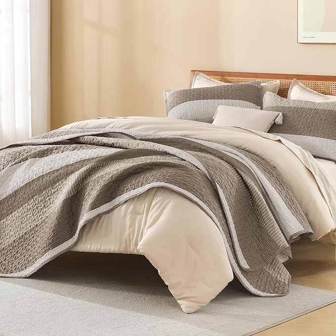 Litanika Quilt King Size Hazel, Stripe Patchwork Summer Bedspread Coverlet 3 Pieces, Soft Lightweight Microfiber Quilted Bedding Set for All Season(1 Quilt, 2 Pillowcases)