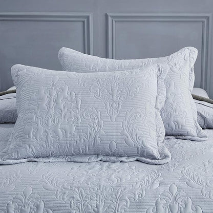 CHIXIN Oversized Bedspread Coverlet Set King Size - Lightweight Bedding Cover - Ultrasonic Quilting - 5 Piece Reversible Bedspread - Elegant Damask Paisley Pattern (King, Light Grey)