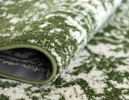 Rugs.com Arlington Collection Rug – 5' x 8' Green Medium-Pile Rug Perfect for Living Rooms, Large Dining Rooms, Open Floorplans