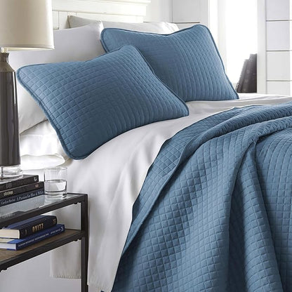 Southshore Fine Living, Inc. Twin Size Summer Quilts, Soft Microfiber Lightweight Bedspread, Stain & Pet Hair Resistant Bedding, XL Twin Quilt Coverlet with Pillow Sham, Coronet Blue