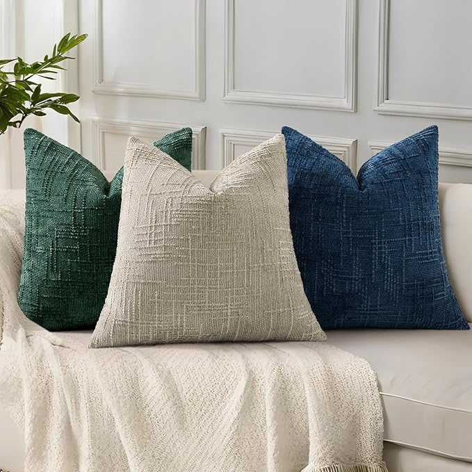decorUhome Christmas Green Chenille Throw Pillow Covers 20x20 Set of 2 Thick Textured Slubby Couch Pillow Covers Farmhouse Accent Modern Neutral Decorative Pillow Cases for Bed Sofa Living Room