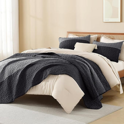 Litanika California King Quilt Set Black White Grey - Cal King Oversized Stripe Comforter Gray Bedspreads & Coverlets - Soft Lightweight Quilted Bedding Set for All Season(1 Quilt, 2 Pillowcases)