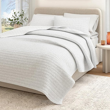 Great Bay Home King Size White 100% Cotton Honeycomb Waffle Quilt and Sham Set - Garment Washed, Waffle Weave Like Texture, Lightweight 3-Piece Bedding Set