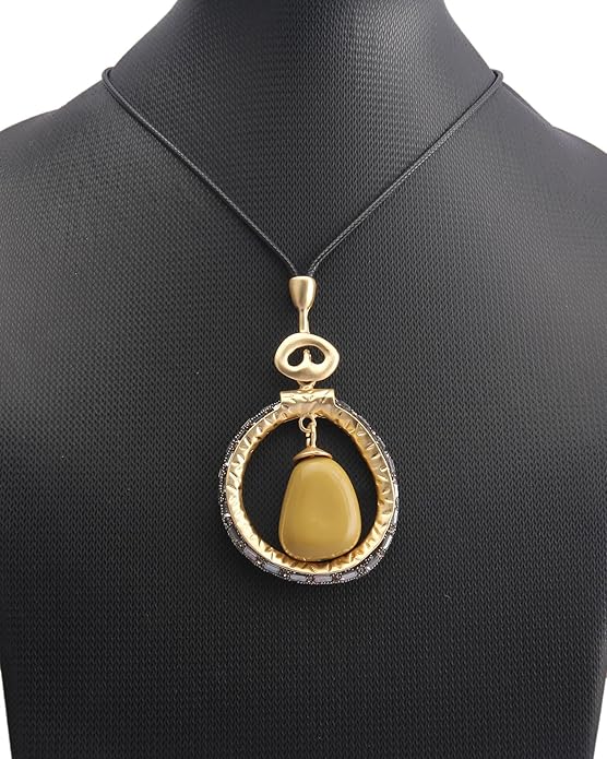 Leather Necklace for Women Boho Choker Necklace Long Cord Leather Pendant Bohemian Neckalce Vintage Alloy Pendant Leather Rope Necklace Wooden Necklaces for Women
