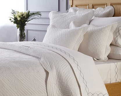 Calla Angel Sage Garden Luxury Pure Cotton Quilt, Queen, White