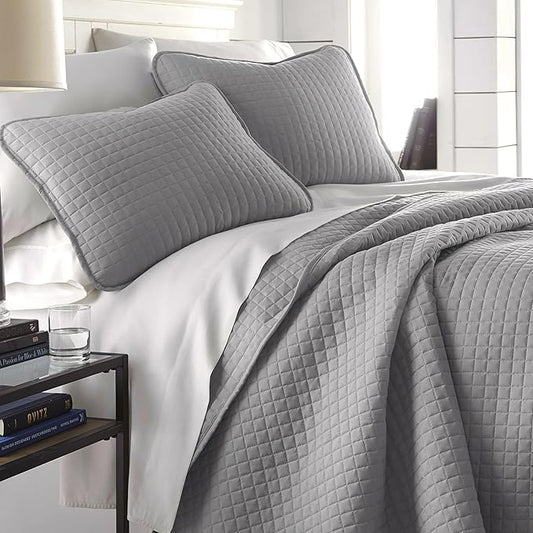 Southshore Fine Living, Inc. Twin XL Comforter Quilt Bedding Set, Dorm Room Bedding Essentials, Stain Resistant, Machine Washable Bedspread, XL/Twin Grey Quilt Bed Spread with Pillow Sham, Steel Grey