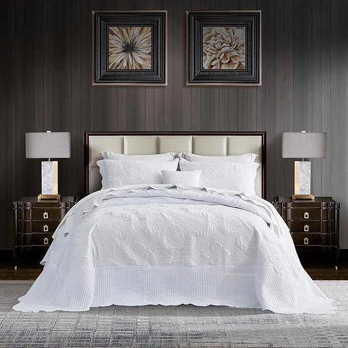 HZ & HY Oversized King Bedspread 128x120 Extra Wide, Quilted Coverlet Bedding Set, Lightweight Thin Comforter, Reversible, 5 Piece, 100% Microfiber, White