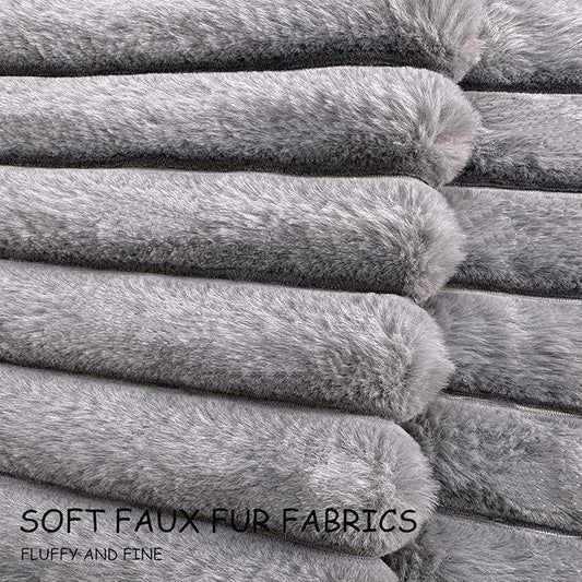 2 Pack 18x18 Pillow Cover Velvet Pillow Covers, Faux Fur Square Throw Pillow Covers for Living Room Decorations Throw Pillow Case, Throw Pillow Cover Cushion Cover for Home Sofa Bedroom Car, Grey