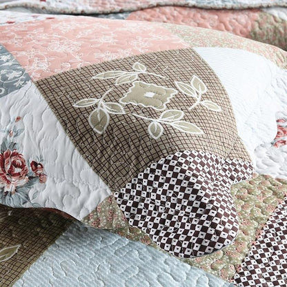 HoneiLife Quilt Set King Size - 3 Piece Microfiber Quilts Reversible Bedspreads Patchwork Coverlets Floral Bedding Set All Season Quilts-Mocha Rose,King Size