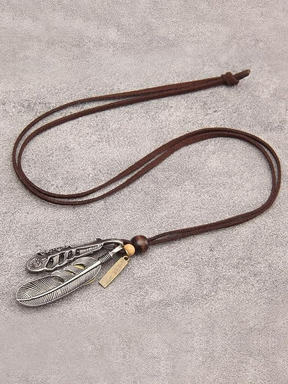 Leather Necklace for Women Boho Choker Necklace Long Cord Leather Pendant Bohemian Neckalce Vintage Alloy Pendant Leather Rope Necklace Wooden Necklaces for Women