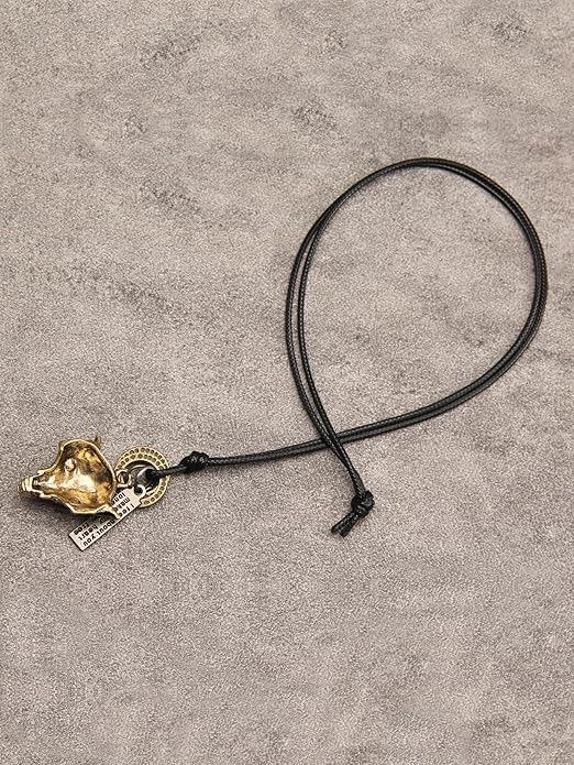 Leather Necklace for Women Boho Choker Necklace Long Cord Leather Pendant Bohemian Neckalce Vintage Alloy Pendant Leather Rope Necklace Wooden Necklaces for Women