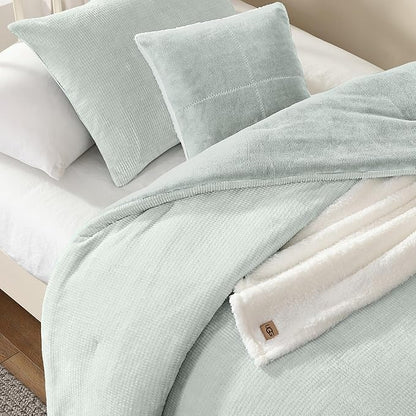 UGG Remina Twin Comforter Set 4 Piece Bed in a Bag with Throw Blanket, Decorative Pillow Sham and Reversible Comforter Hypoallergenic Luxury Bedding, Machine Washable, Twin XL, Blue-Green Clear Creek