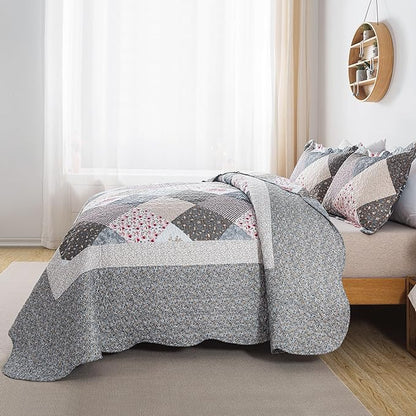HoneiLife Oversized Queen Bedspread - 106"x106" Quilt Sets 3-Piece, Rustic Bedding Sets Queen Size, Queen Quilt Bedding Set for All Season Use, Patchwork Coverlet for Queen Beds