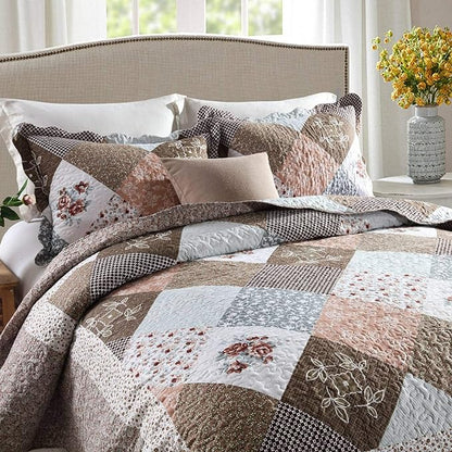 HoneiLife Quilt Set King Size - 3 Piece Microfiber Reversible Bedspreads Patchwork Coverlet Floral Bedding Set All Season Quilts- Splicing Mocha Rose