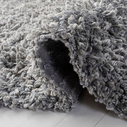SAFAVIEH Sheep Shag Collection 4' x 6' Silver SSG212G Handmade 1-inch Thick Area Rug