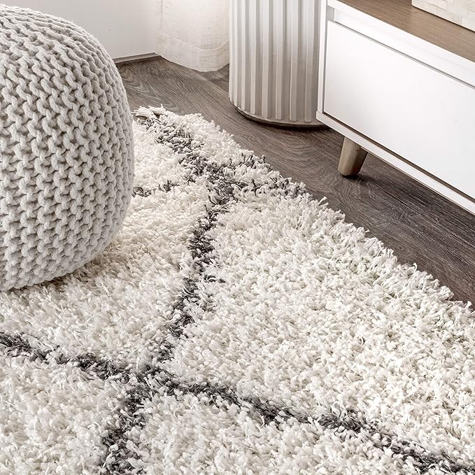JONATHAN Y Mercer Shag Plush Tassel Ivory/Gray Indoor Area Rug, 4x6, Moroccan Geometric Trellis, Easy-Cleaning for Living Room, Bedroom, Kitchen, Pet Friendly, Non-Shedding (MCR101B-4)